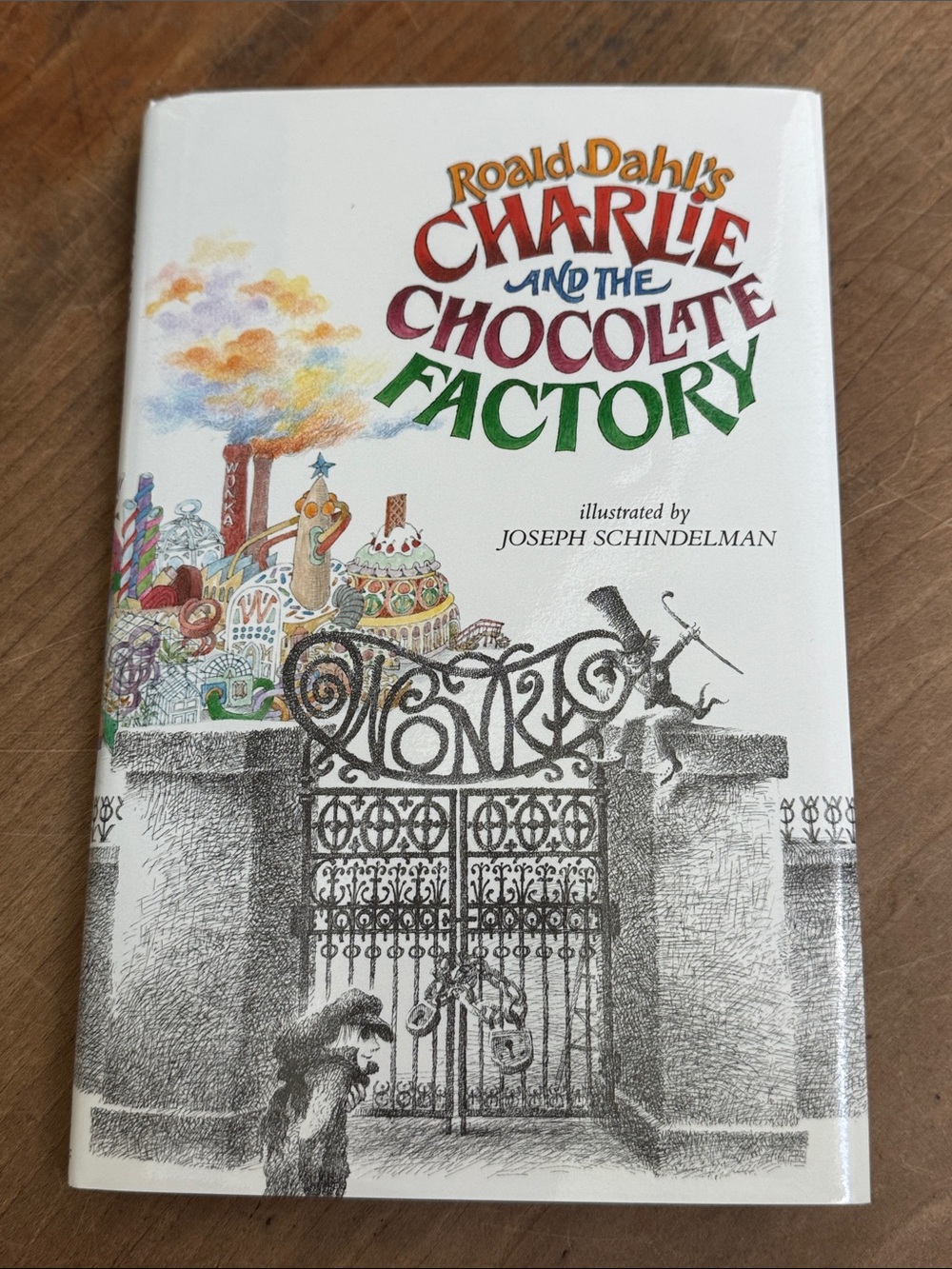 Roald Dahl - Charlie and the Chocolate Factory Hardcover Book - vintage 1991